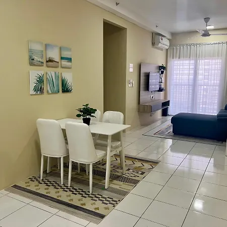 Homestay Kita @ Kita Impian Kampung Dengkil Exterior photo