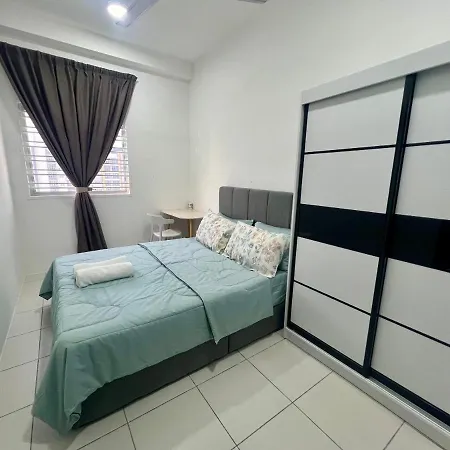 Homestay Kita @ Kita Impian Kampung Dengkil Exterior photo