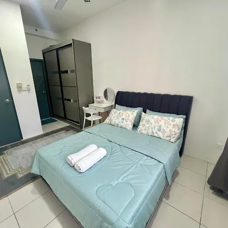 Homestay Kita @ Kita Impian Kampung Dengkil Exterior photo