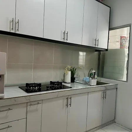 Homestay Kita @ Kita Impian Kampung Dengkil Exterior photo